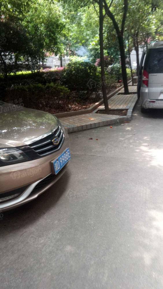宏景苑小区图片