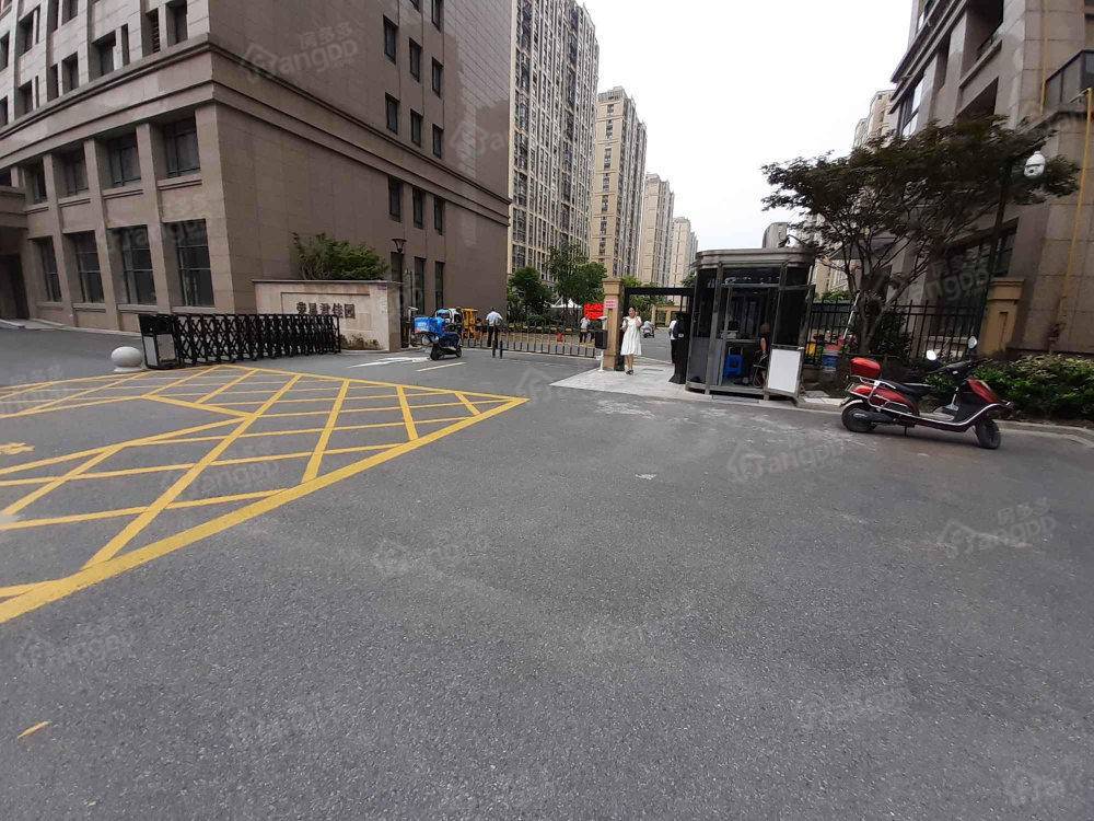 荣星君佳园小区图片