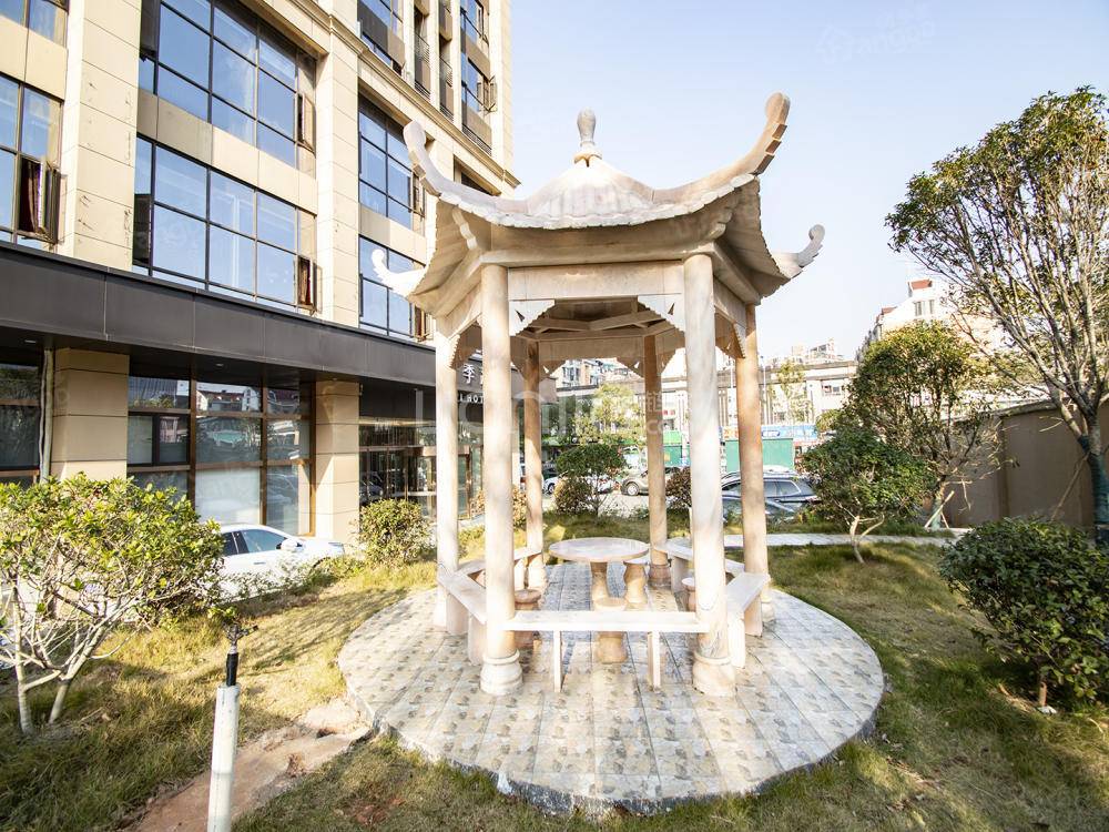 V领寓小区图片