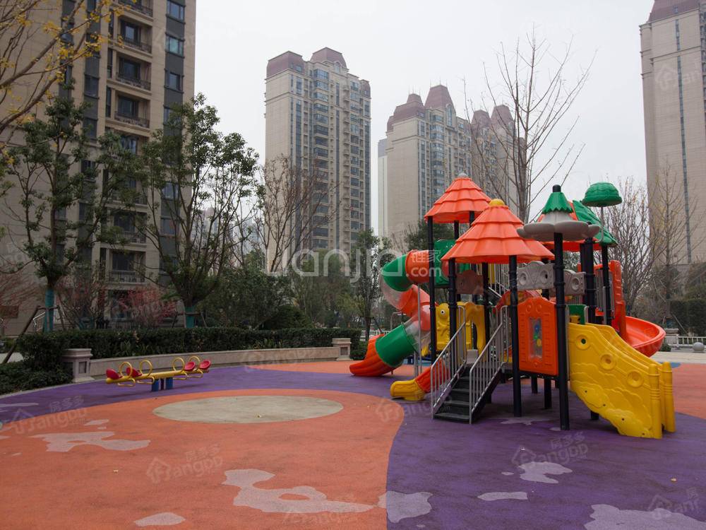 恒大帝景小区图片