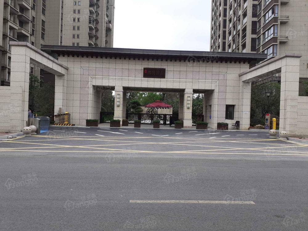 荣盛锦绣澜山小区图片