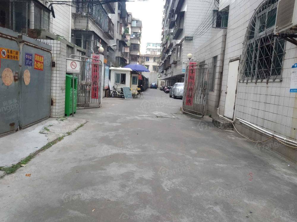 万象二区图片