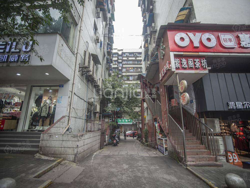 松石大道68号小区图片