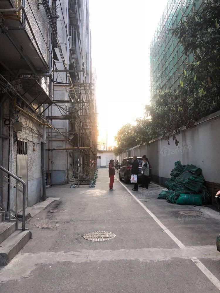 思儿亭新村小区图片