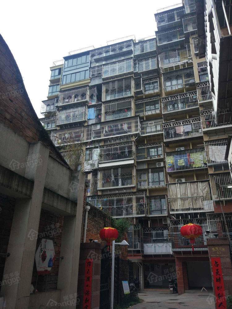嘉博公寓小区图片
