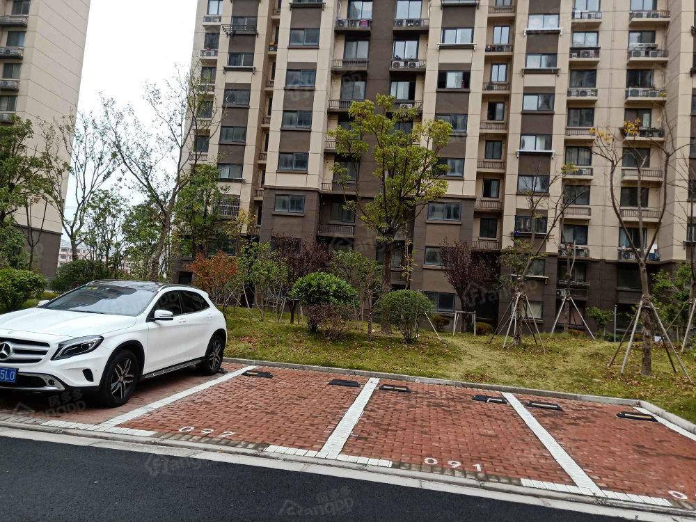 民乐城荣春苑北苑小区图片