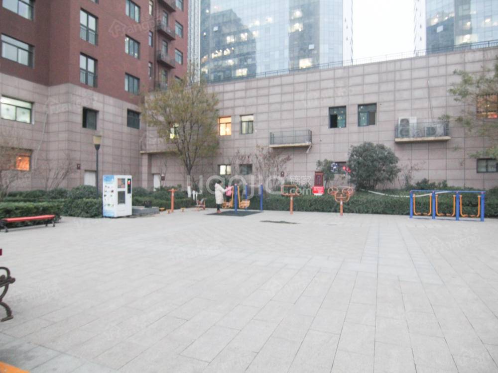 绿都锦苑小区图片