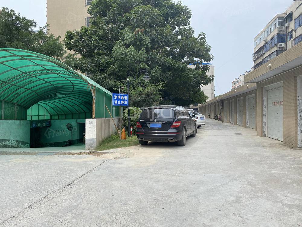 鸿祥今典图片