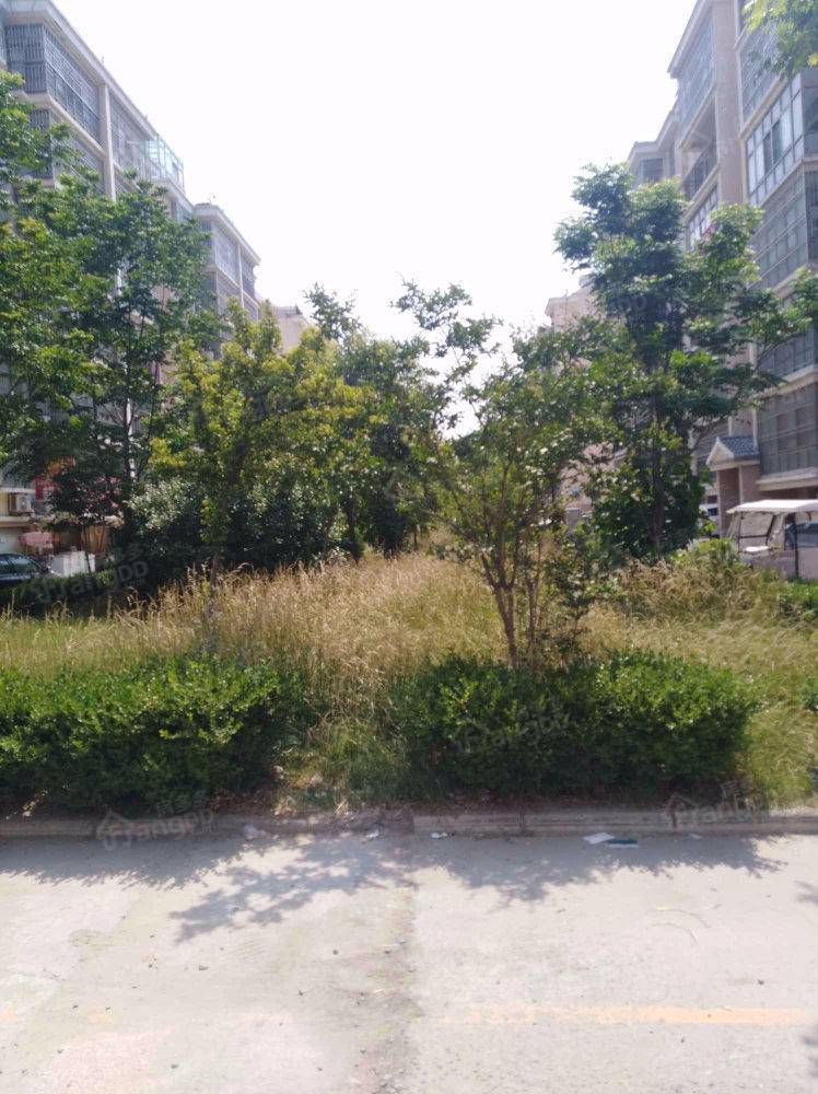 名门世家小区图片