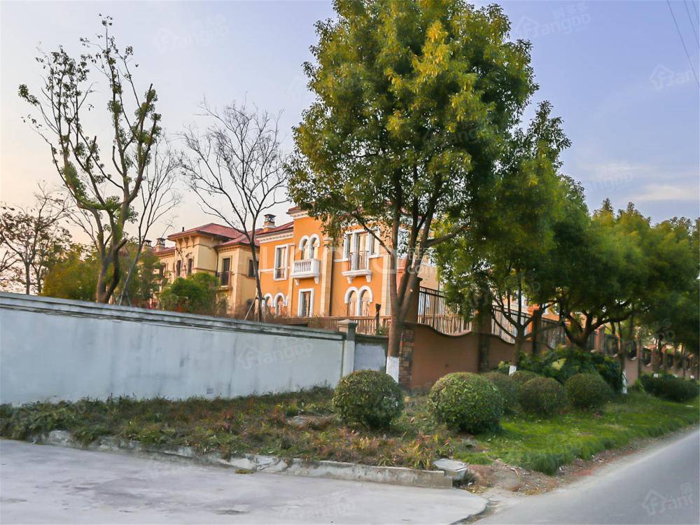 淀山花城小区图片