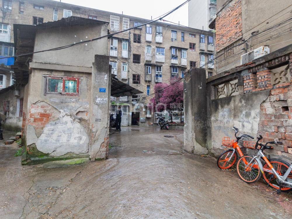 红泥山小区小区图片