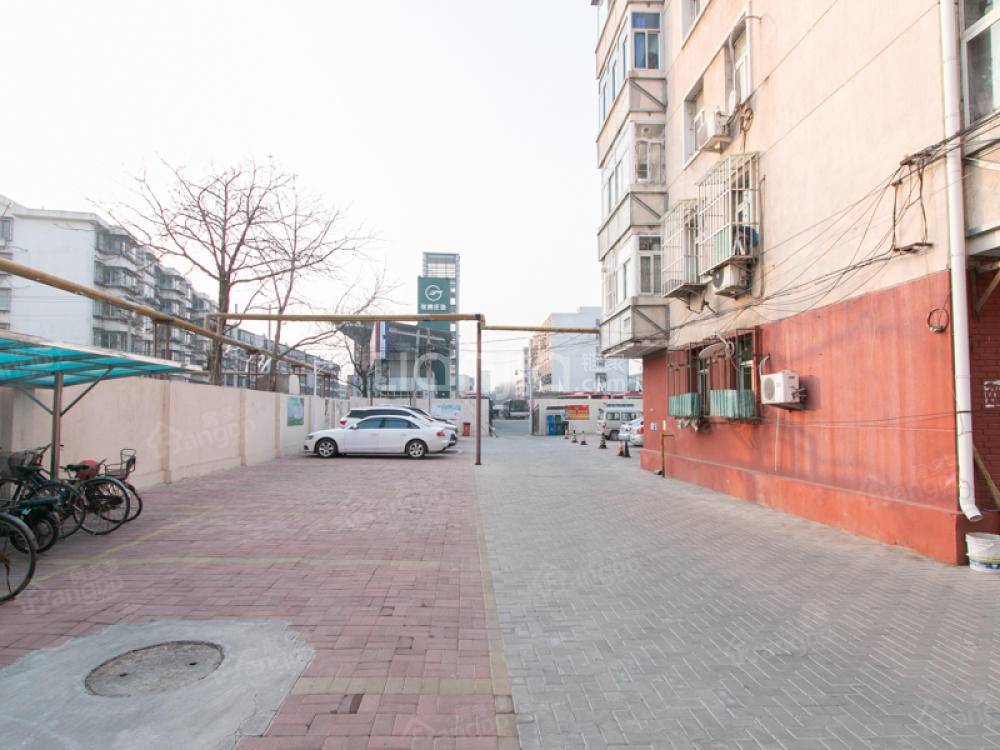龙廷里小区图片