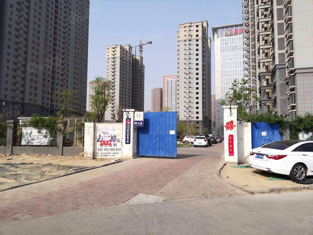 现代颐和苑小区图片