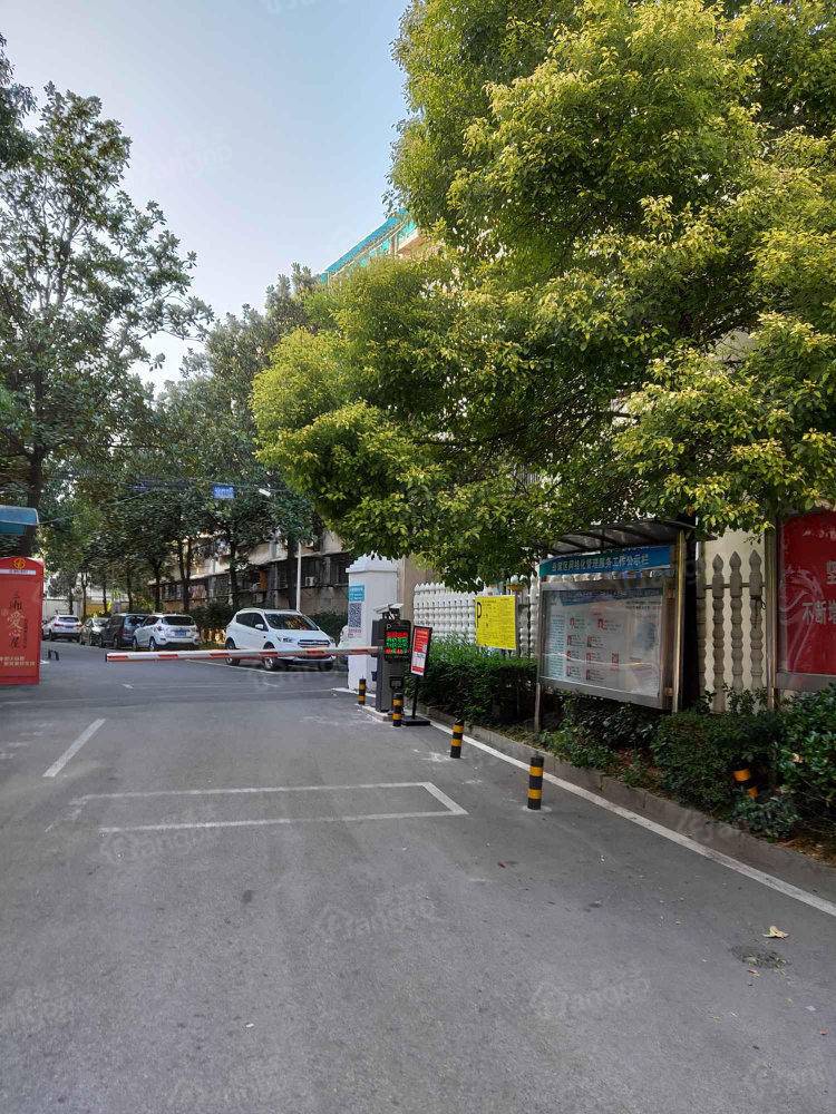 岳龙社区小区图片
