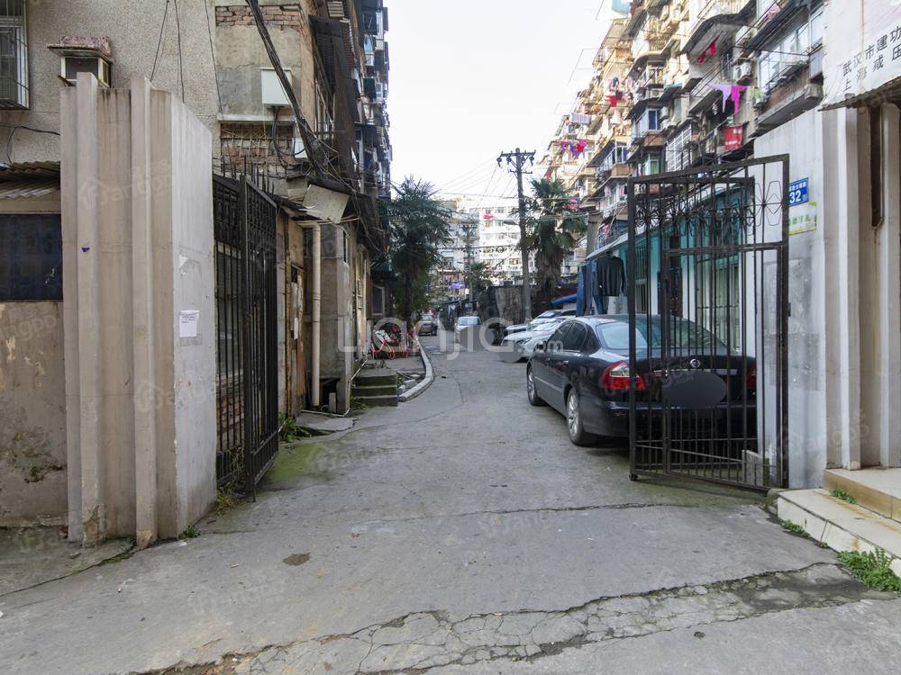 解放公园路32号小区图片