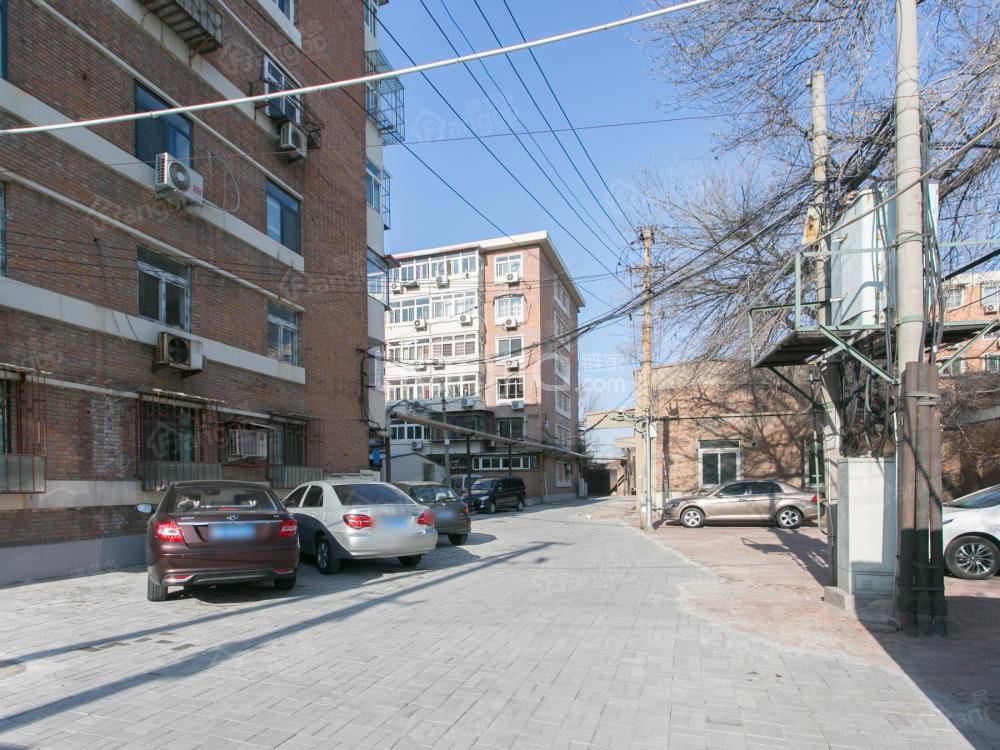 靶挡村路小区图片