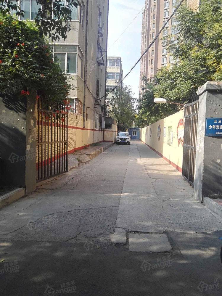 红旗区少年宫家属院小区图片