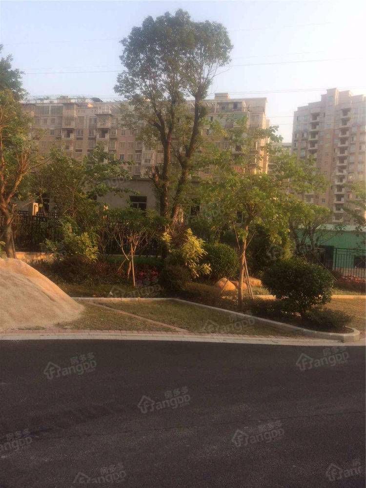 福晟钱隆公馆小区图片