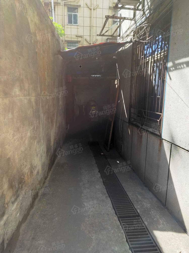 湘绸宿舍小区图片