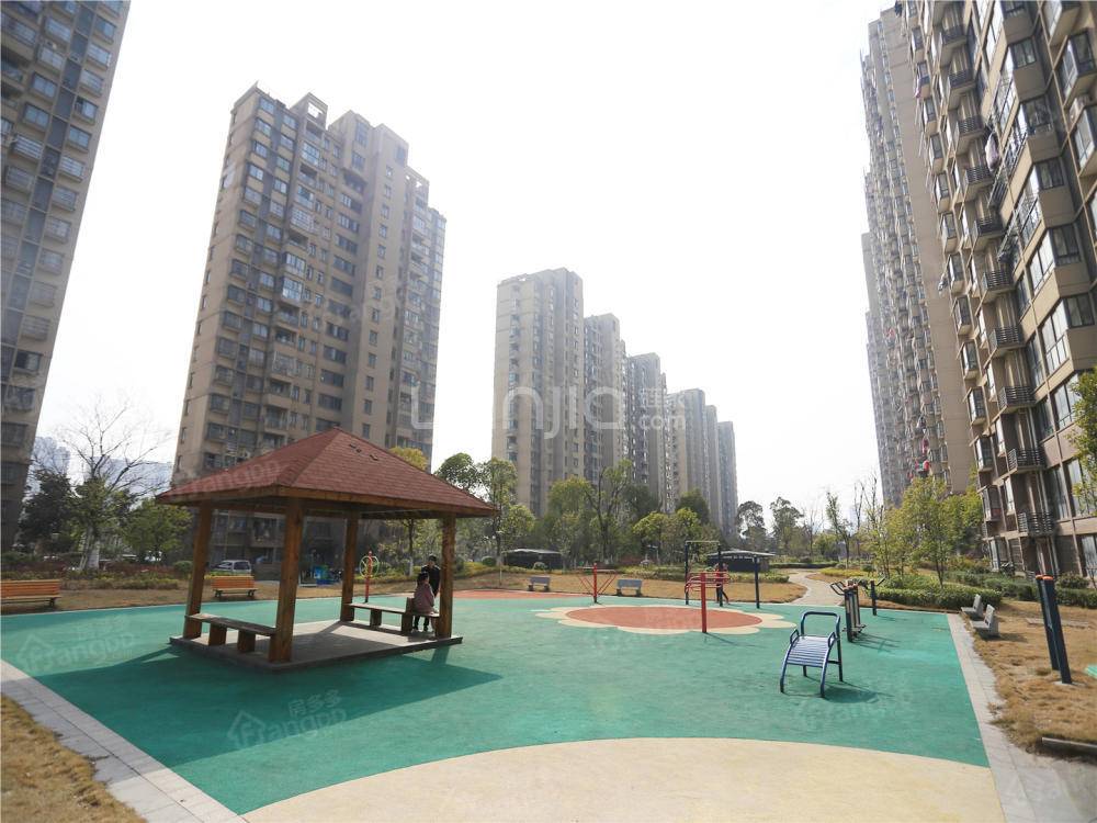 华盛苑小区图片