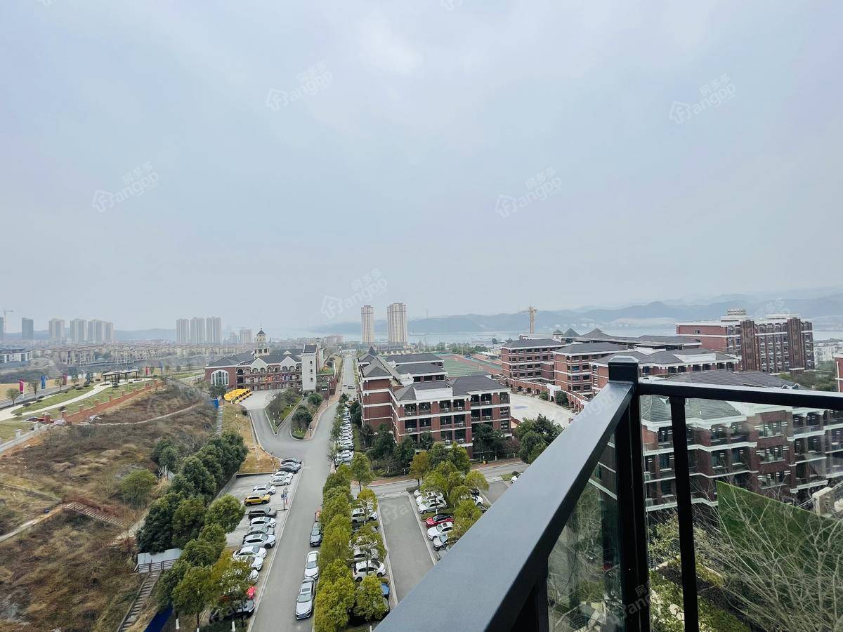 龙盘湖·龙岛三号_2